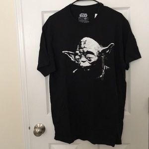 Star Wars Men’s graphic T-Shirt NWT